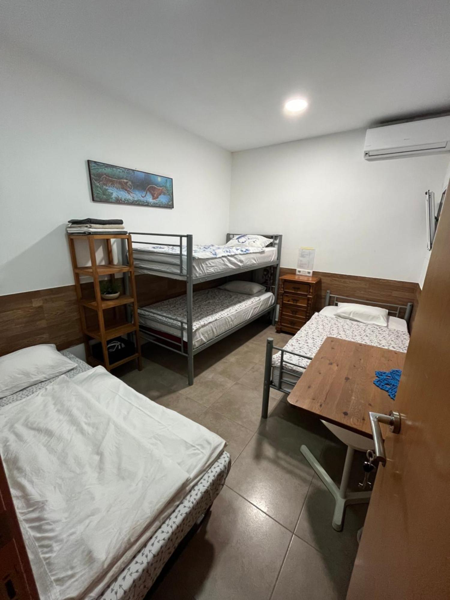 Cozy Room Next To El Prat Airport เอลปรัตเดยูเบรกัต ภายนอก รูปภาพ